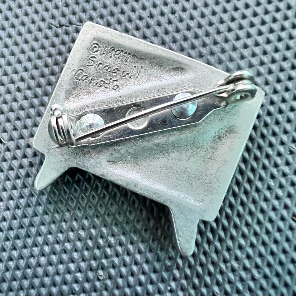 Television Brooch Signed SEAGULL PEWTER MADE IN CANADA Vintage - Picture 6 of 7